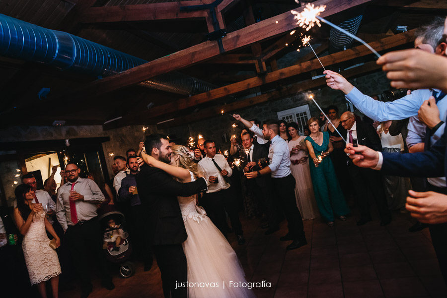 boda en el patio de angela justo navas