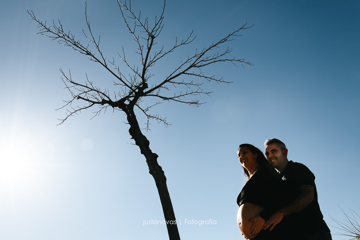 sesion-de-embarazo-diferente-justo-navas-fotografia sesion embarazo justo navas fotografia